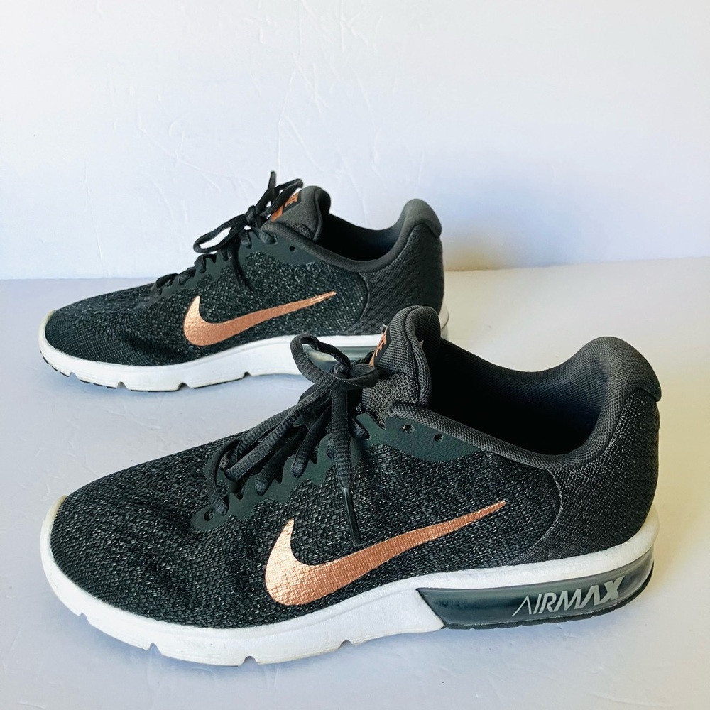 Nike Air Max Sequent 2 Women Size 10 Black Metallic Bronze 852465-013 Running